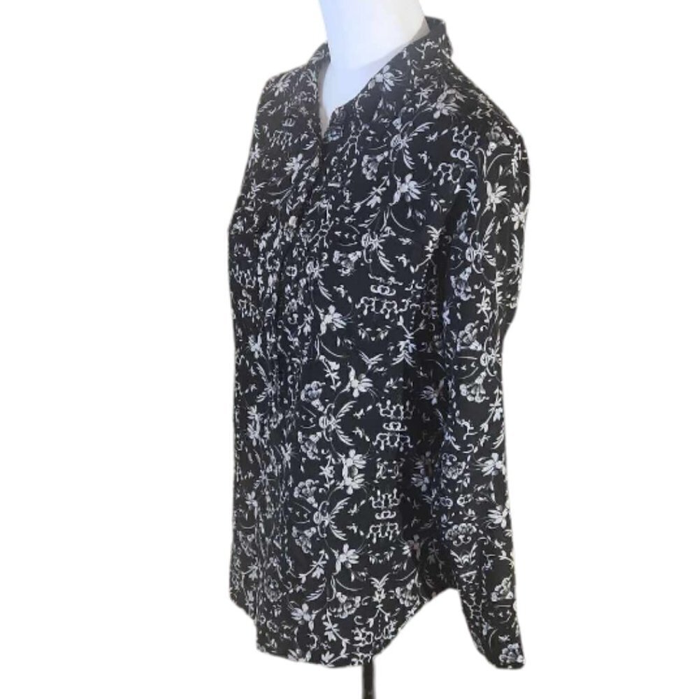 Croft & Borrow Roll Tab Long Sleeve Button Down Damask Pattern Top Size M
